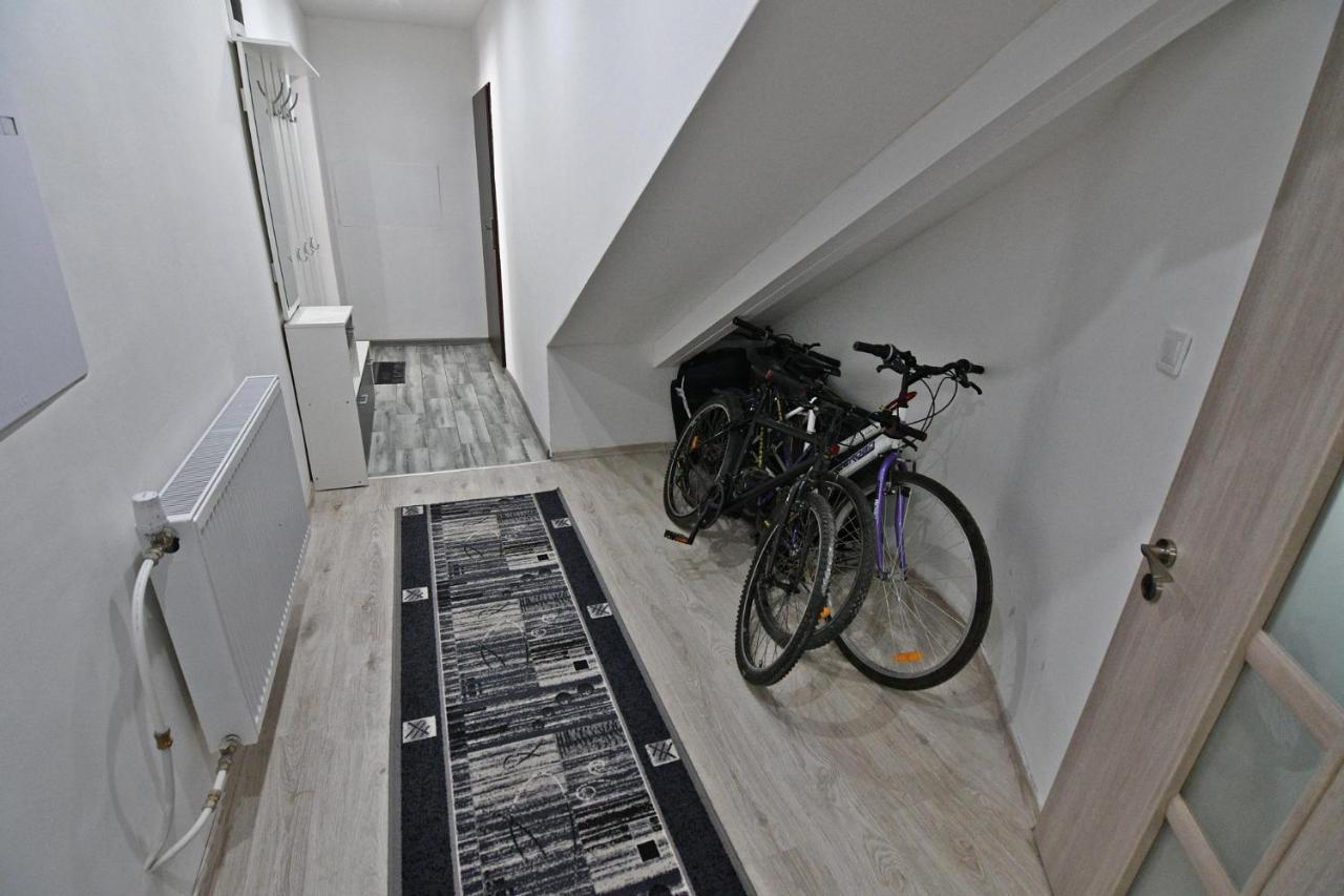 Apartman Zemplinska Sirava Timea Kaluža Eksteriør billede